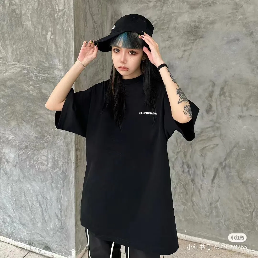 P80✨🔥 BALENCIAGA Paris lettering printed short-sleeved T-shirt, custom-woven and dyed 280g combed cotton heavyweight fabric, zero color difference in thread, perfect details, different from the current version on the market, welcome to compare, Same Style for men and women, must-sell in the picture above Color: White Black Size: 1 2 3 4